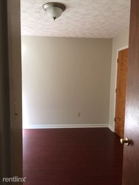 Building Photo - 2 br, 1.5 bath Townhome - 1134 Northwood Loop