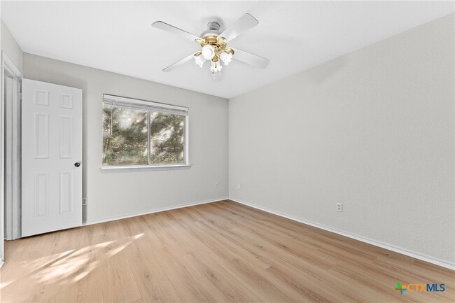 Building Photo - 867 Sagewood Trail