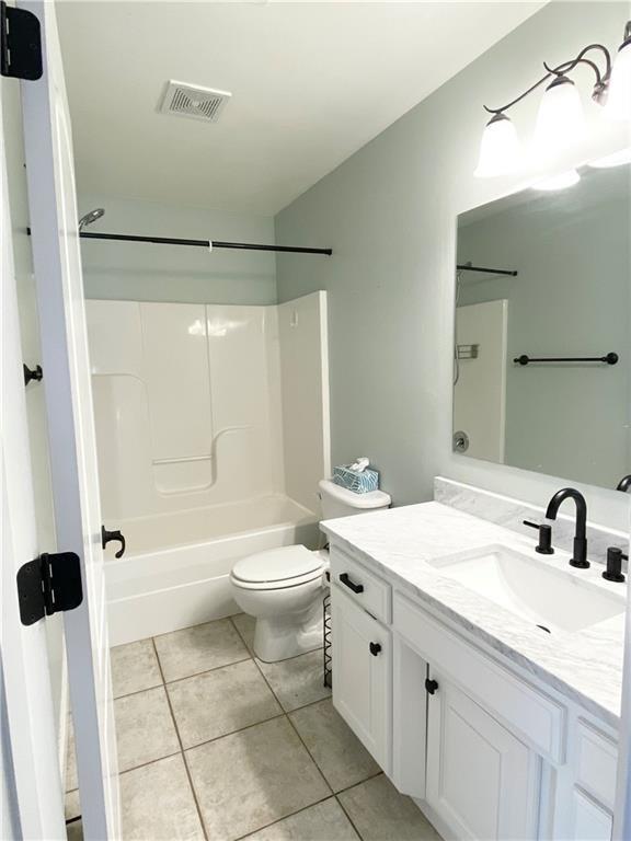 Building Photo - 1806 NW Mustang Ave