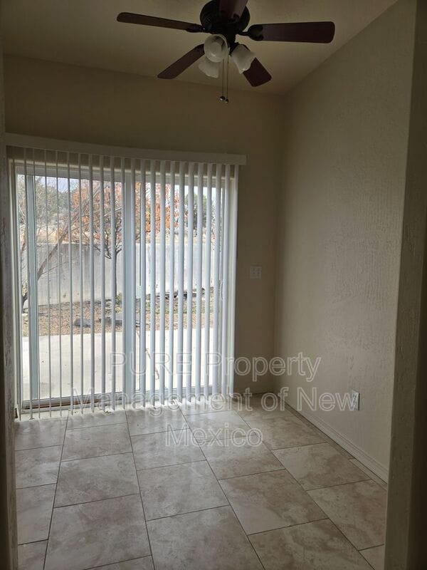 Building Photo - 3900 205 N Butler Ave