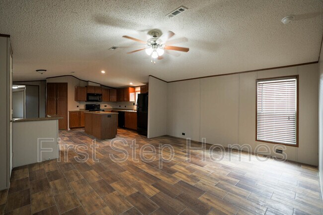 Building Photo - 1210 Orizaba