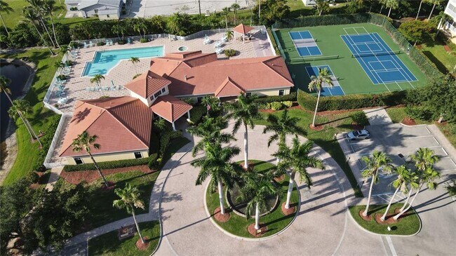 Building Photo - 255 West End Dr
