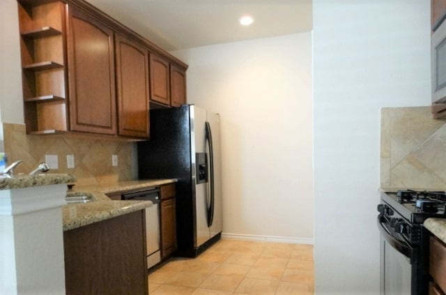Building Photo - 5547 Cecina Dr