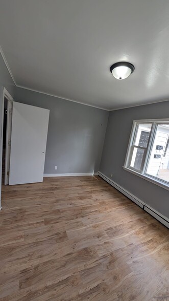 Building Photo - 1515 N 7th St