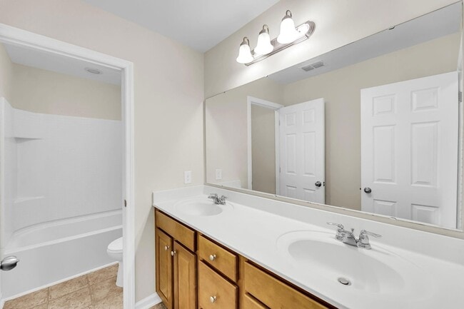 Building Photo - 316 Beachgrass Ln