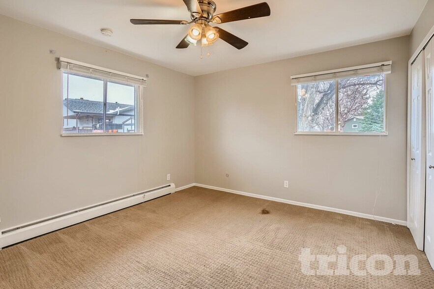 Building Photo - 4662 S Badger Ct