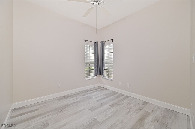 Building Photo - 10740 Bahia Terrado Cir