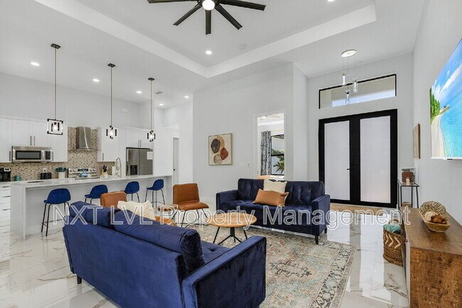 Building Photo - 1925 SW 3rd Terrace