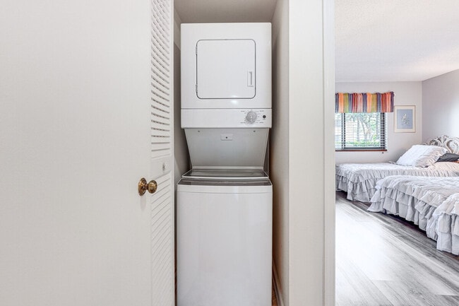 Building Photo - 2400 S Ocean Dr