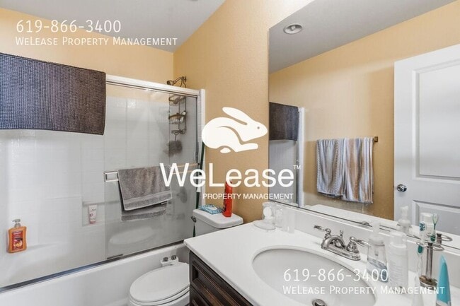 Building Photo - 2211 Antonio Dr