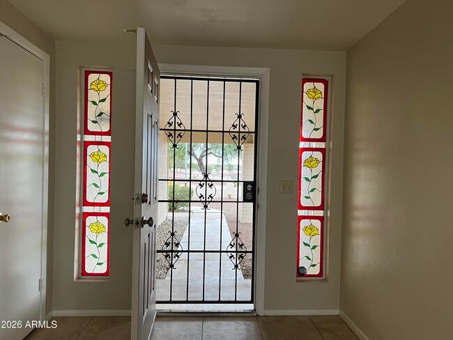 Building Photo - 7120 W Sunnyslope Ln