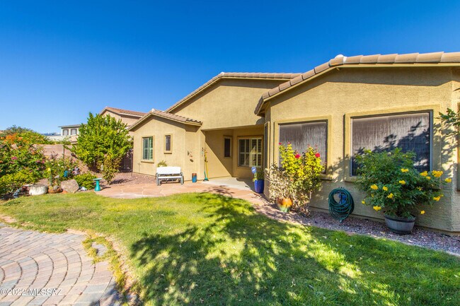 Building Photo - 11877 N Mesquite Hollow Dr