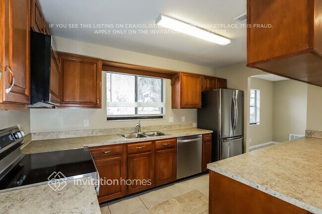 Building Photo - 8502 Dee Cir