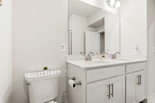 Building Photo - 20851 Owenmore Ter
