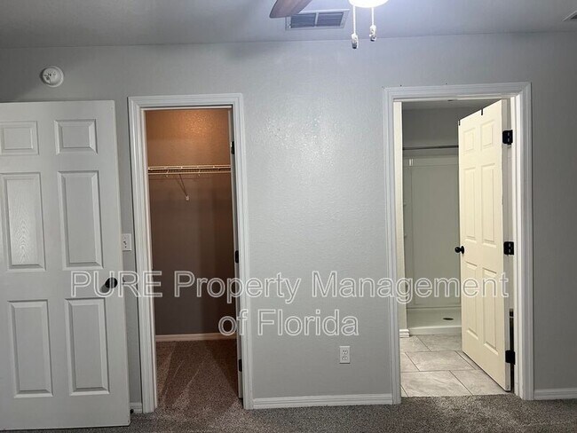 Building Photo - 112 Pecan Run