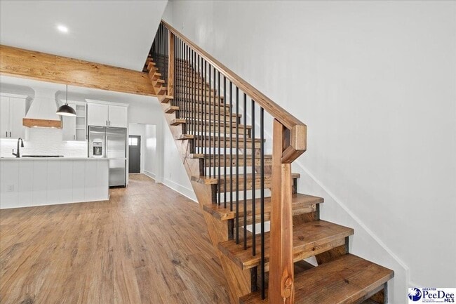 Building Photo - 1308 Twelve Oaks Ln