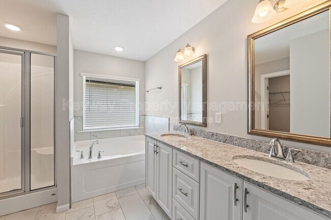 Building Photo - 138 Candleberry Dr