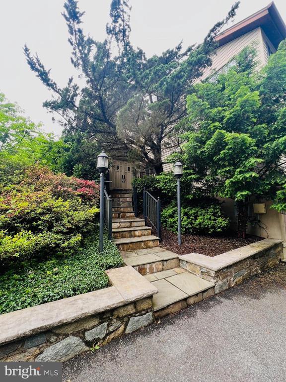 Building Photo - 15729 Holly Grove Rd