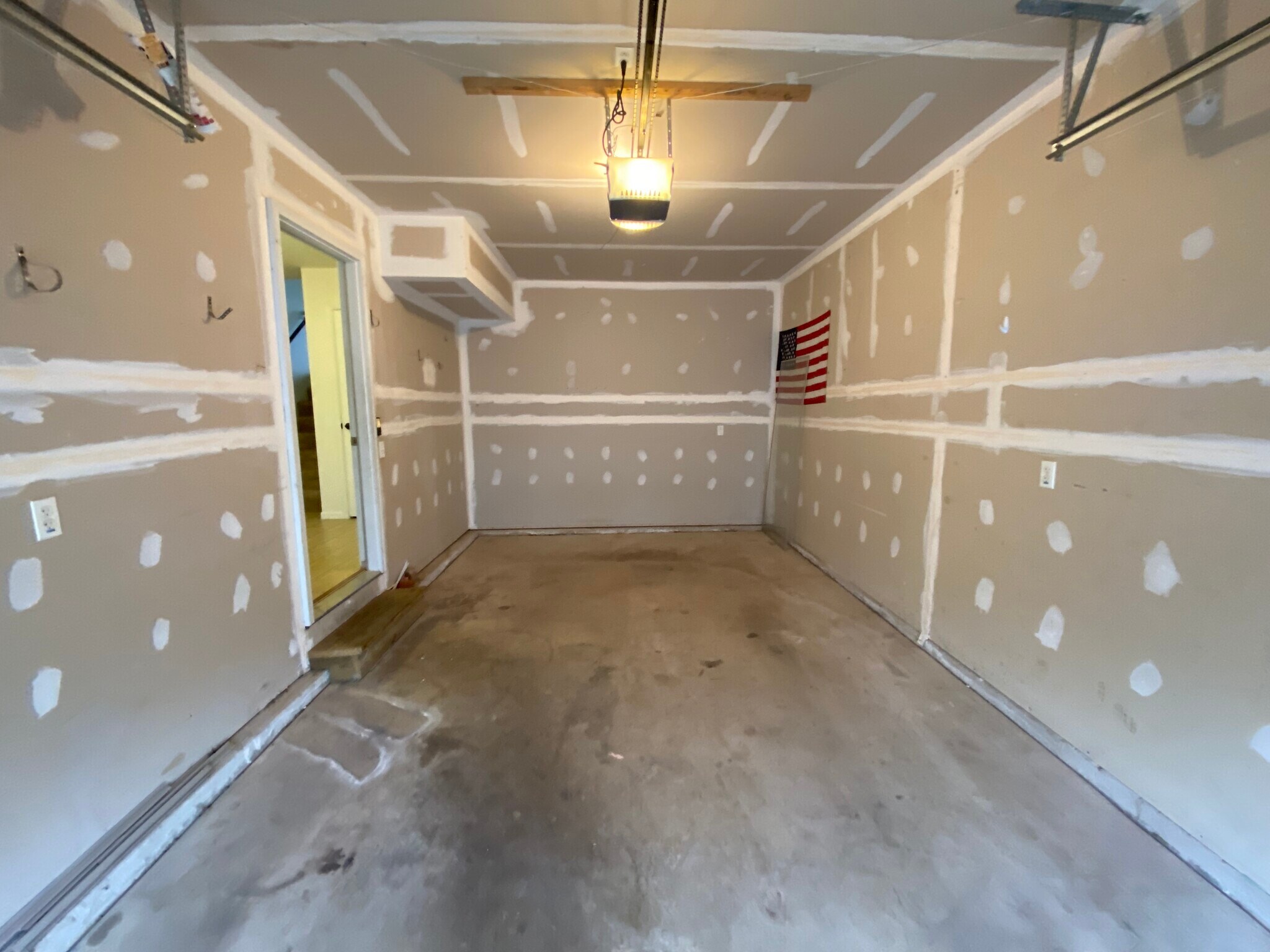 Building Photo - 659 Southtowne Dr
