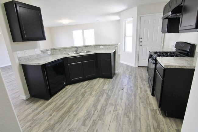 Building Photo - 13146 Withee Path Ln