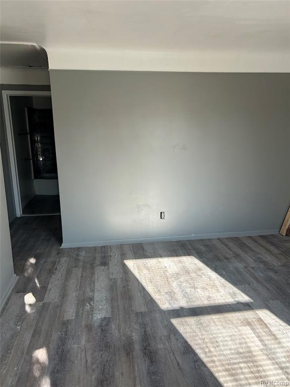 Building Photo - 13500 Heyden St