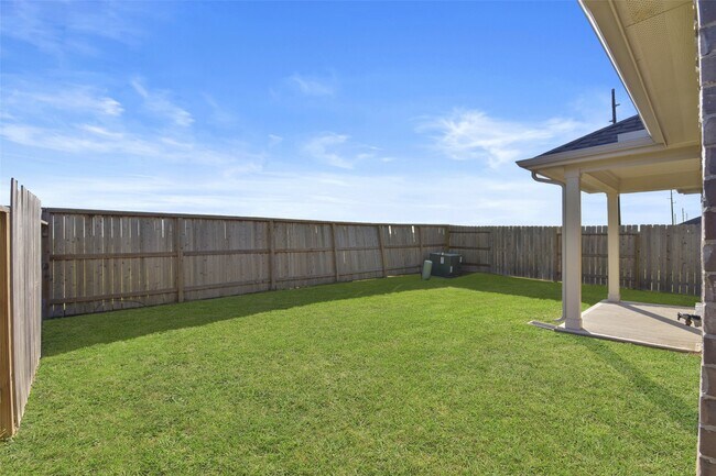 Building Photo - 21247 Catalina Palm Dr