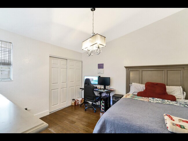 Building Photo - 17052 Boca Club Blvd