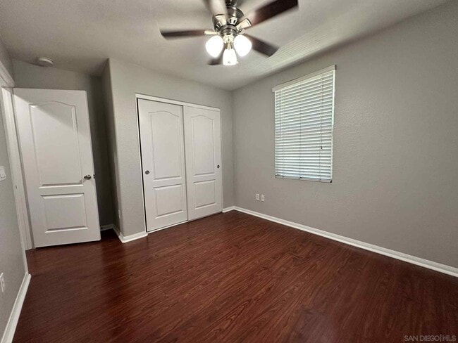 Building Photo - 1299 Blue Jean Way