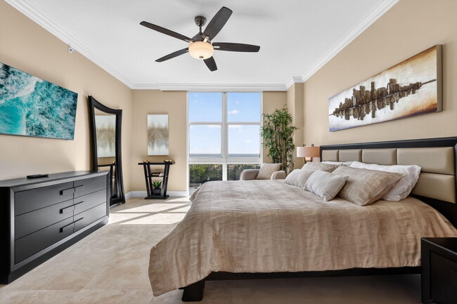 Building Photo - 700 E Boynton Beach Blvd