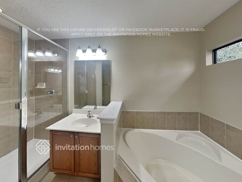 Building Photo - 1204 Bexley Ct