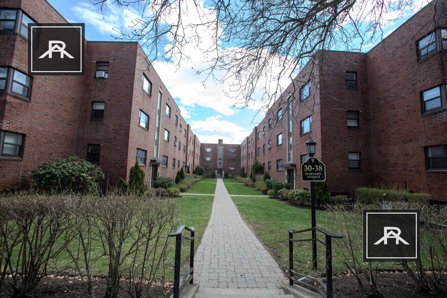 Building Photo - 34 A Harvard Ave