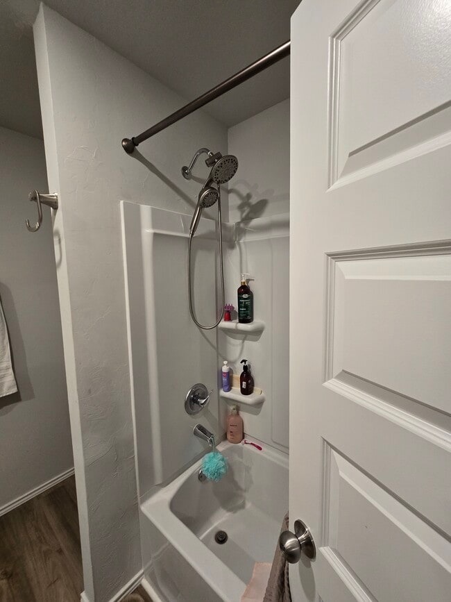 Building Photo - 1401 Madison Ave