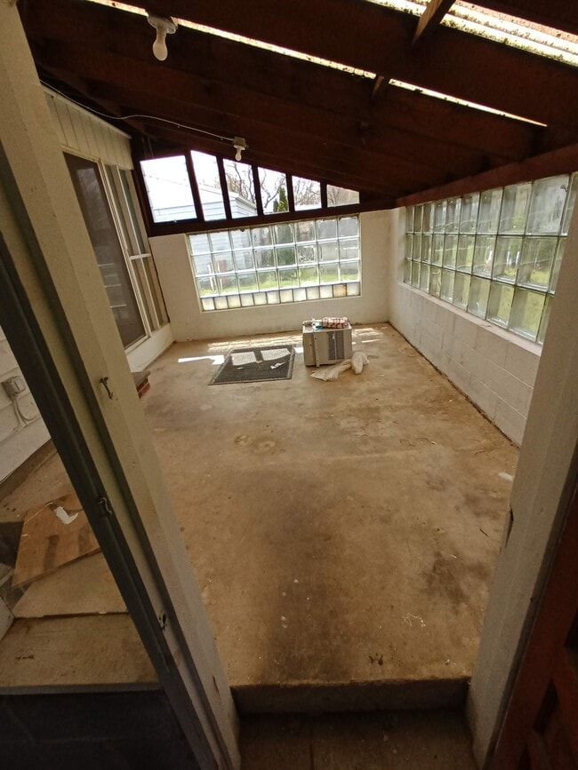 Building Photo - 2365 Corning Rd