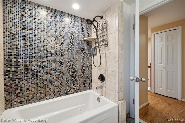 Building Photo - 19263 Sunset St