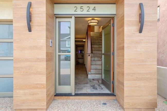 Building Photo - 2524O- Amazing Waterfront | FURNISHED