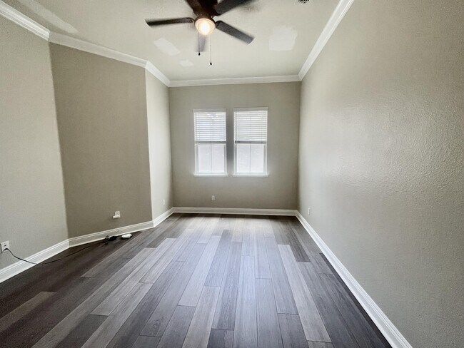 Building Photo - 6408 Vilamoura Way