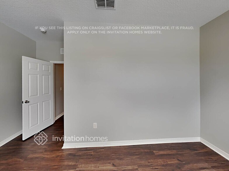 Building Photo - 5240 Krenson Woods Way