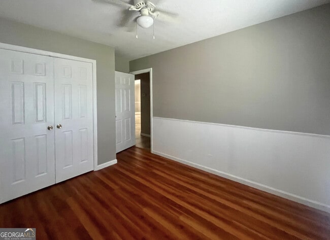 Building Photo - 106 Zinnia Ct