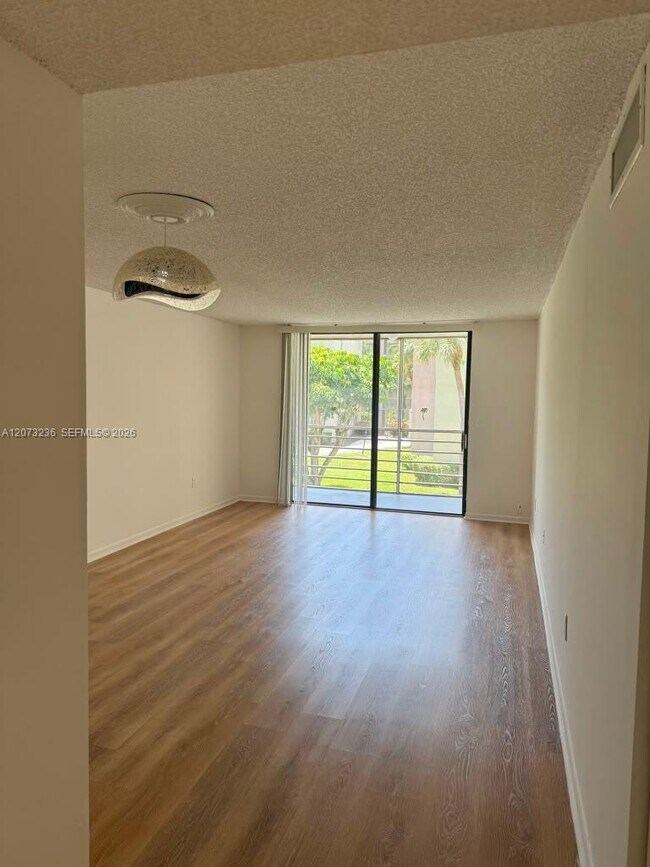 Building Photo - 1830 SW 81st Ave