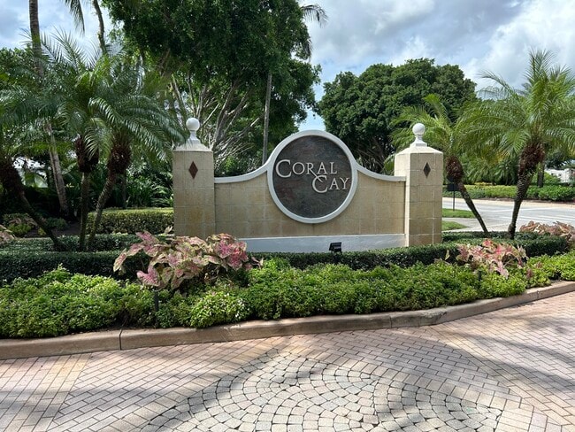 Building Photo - 152 Coral Cay Dr