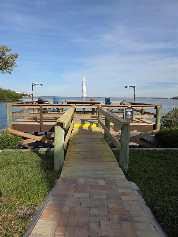 Building Photo - 1515 Pinellas Bayway S