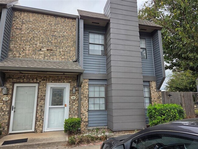 Primary Photo - 401 SE 12th St