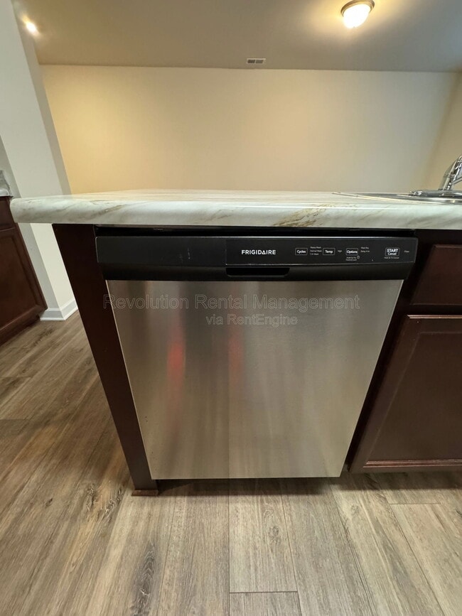 Building Photo - 36 Felton Pl