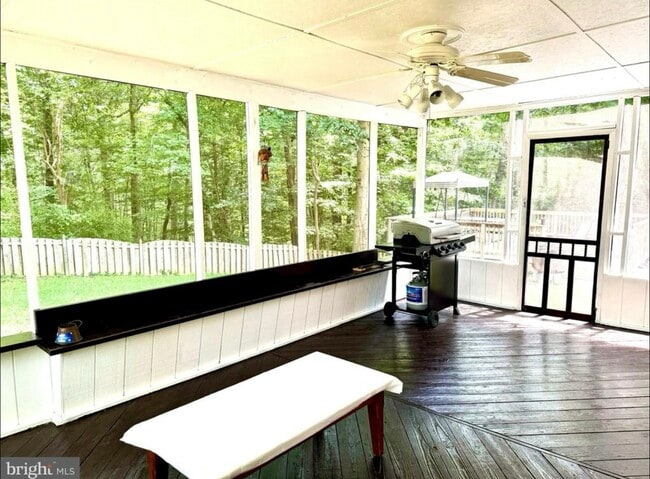 Building Photo - 8407 Finlay Ct