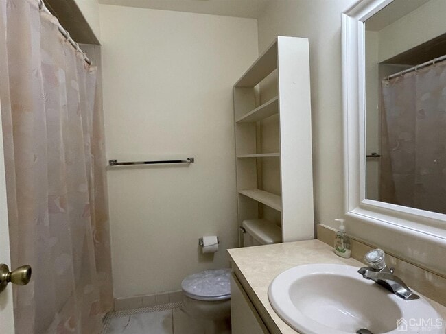 Building Photo - 1602 Green Hollow Dr