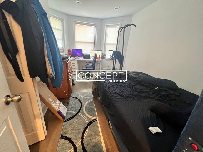 Building Photo - 19A Peterborough St. Unit 12B