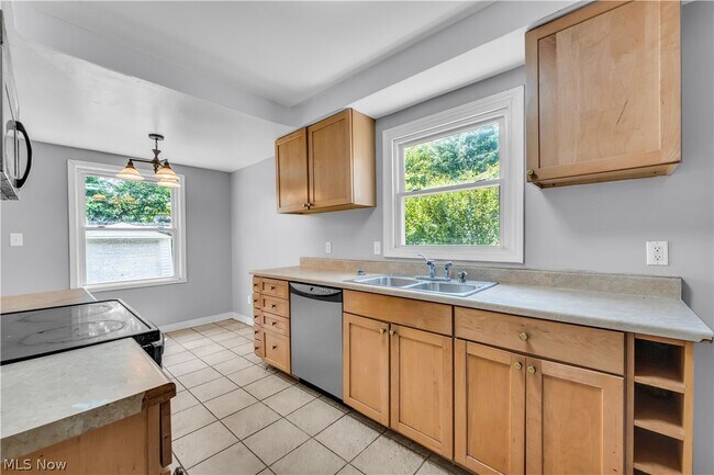 Building Photo - 4206 Wyncote Rd