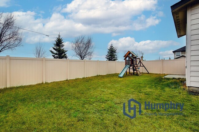 Building Photo - Beautiful home in South East Boise