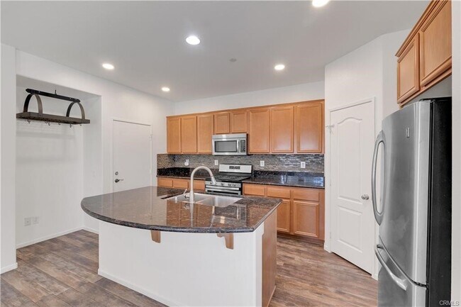 Building Photo - 15723 Parkhouse Dr