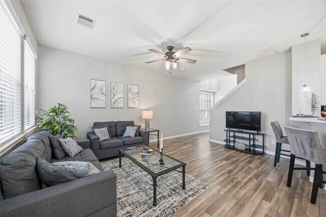 Building Photo - 71 Summer Haze Cir